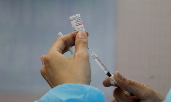 Cần Thơ xem xét xử lý những trường hợp không chịu tiêm vaccine
