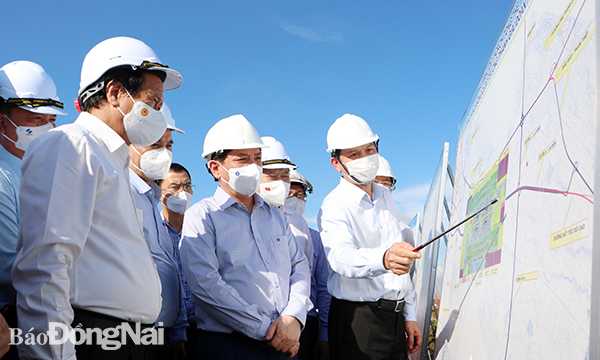 Phó thủ tướng Lê Văn Thành kiểm tra tiến độ dự án Sân bay Long Thành