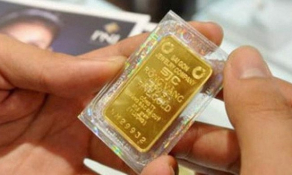 Giá vàng SJC tăng mạnh, vượt xa 62 triệu đồng/lượng