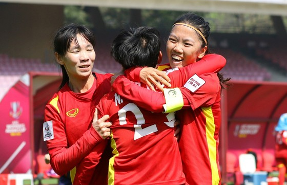 Bóng đá nữ Việt Nam ghi dấu ấn lịch sử với lần đầu tham dự World Cup
