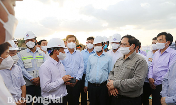 Thủ tướng Phạm Minh Chính: Nỗ lực hoàn thành cao tốc Phan Thiết - Dầu Giây sớm hơn 1 quý