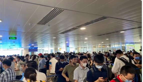 Cục Hàng không Việt Nam điều chỉnh tăng tần suất khai thác bay nội địa tại sân bay Tân Sơn Nhất