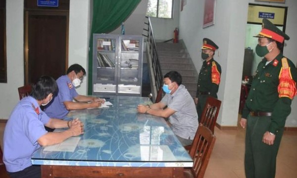 Đội trưởng Đội Cảnh sát điều tra tội phạm về ma túy bị bắt vì nhận hối lộ