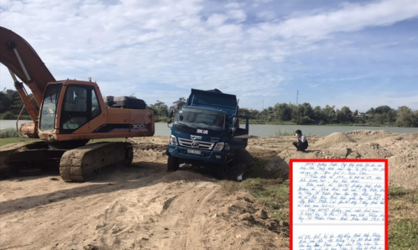 Công an điều tra doanh nghiệp làm giả chữ ký để hút cát trên sông Dinh