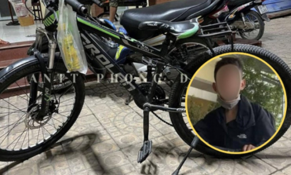 Cậu trai 13 tuổi đạp xe từ Sài Gòn đến Cần Thơ thăm bạn gái, gặp ngay CSGT và cái kết