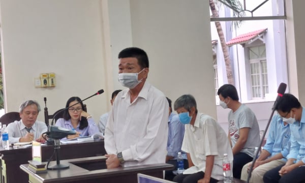 Giám đốc Trung tâm GDTX huyện Long Điền và đồng phạm lãnh án