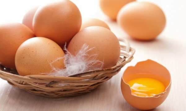 Giữa trứng gà, vịt và vịt lộn, trứng nào nhiều đạm nhất?