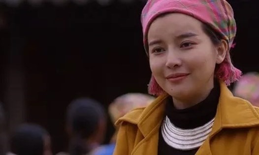 Tập cuối 'Bão ngầm': Bác sĩ Hùng tự sát, Hạ Lam nuôi con một mình trên núi
