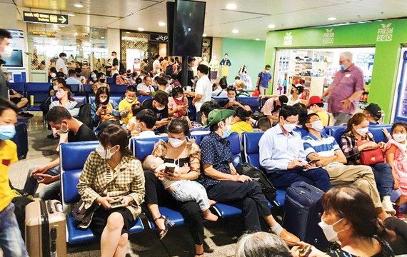 Cảng vụ Hàng không miền Nam: Yêu cầu Vietjet có biện pháp đền bù cho hành khách