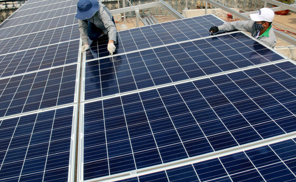 Vụ tạm ngưng trả tiền điện mặt trời: 'Chủ đầu tư kẹp hồ sơ môi trường vào thì điện lực sẽ trả tiền'