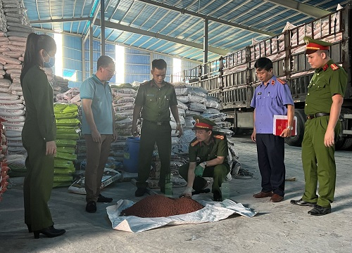 Khởi tố thêm 3 người trong vụ sản xuất phân bón giả ở Thanh Hóa