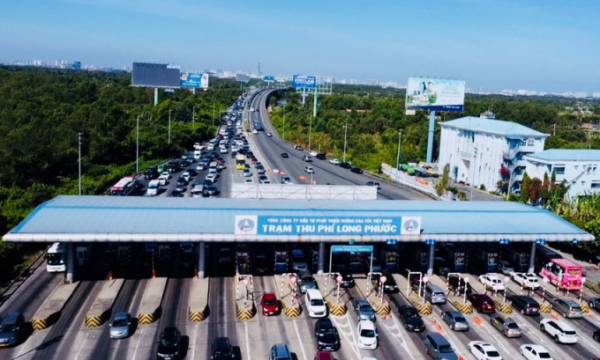 Cấp bách giải cứu kẹt xe cao tốc TPHCM - Long Thành - Dầu Giây