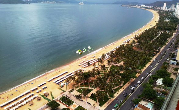 Nha Trang, Bình Định quyết tâm dời khách sạn khỏi bãi biển