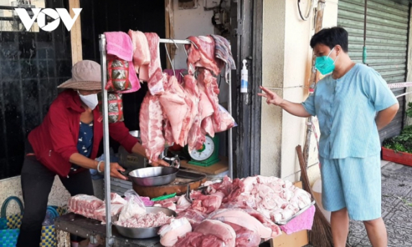 Giá heo hơi tăng, người chăn nuôi ở Đồng Nai không được hưởng lợi