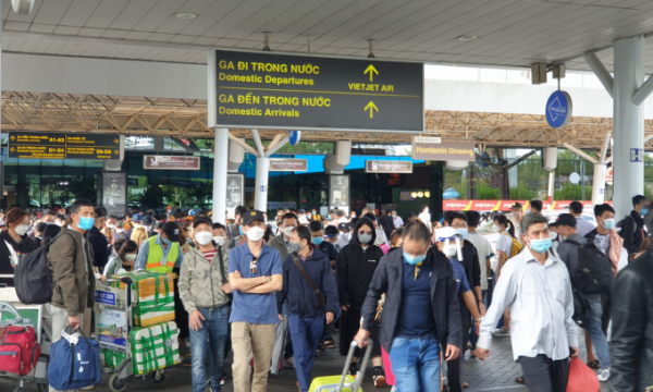 Nhanh chóng rà soát lại tình trạng ùn ứ tại sân bay Tân Sơn Nhất