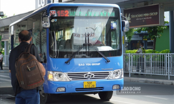 Đề xuất lập bãi đệm 1.500m2 cho xe buýt, giải tỏa khách cho Tân Sơn Nhất
