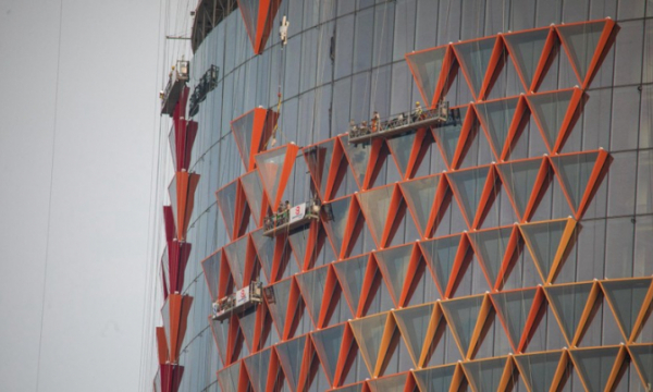Tòa nhà IFC One Saigon chỉ được thay lớp kính bên ngoài, các hạng mục khác giữ nguyên