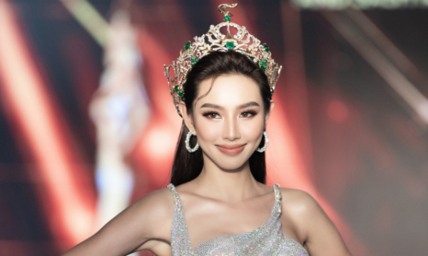 Hoa hậu Thùy Tiên lên tiếng khi bị 'réo tên' vào đường dây bán dâm 15.000 USD