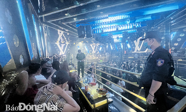 Khởi tố, bắt tạm giam chủ và quản lý quán bar LV Club Long Thành