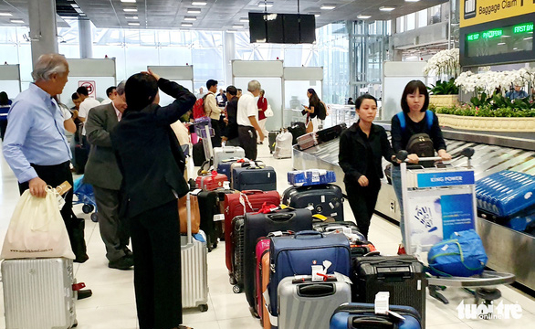 Vé máy bay Tết tăng giá mạnh, hành khách bày chiêu 'bay vòng Thái Lan về Hà Nội rẻ hơn'
