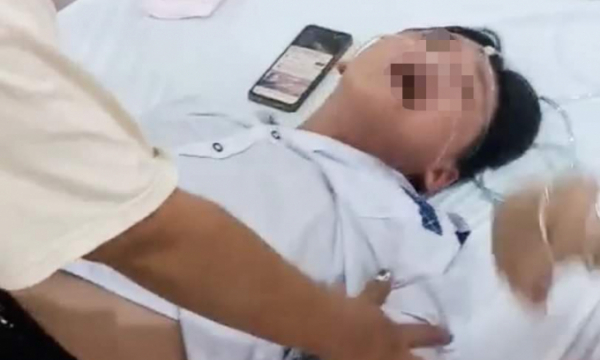 2 học sinh co giật, khó thở sau khi ăn kẹo của người lạ: Sức khỏe 2 nạn nhân ra sao?