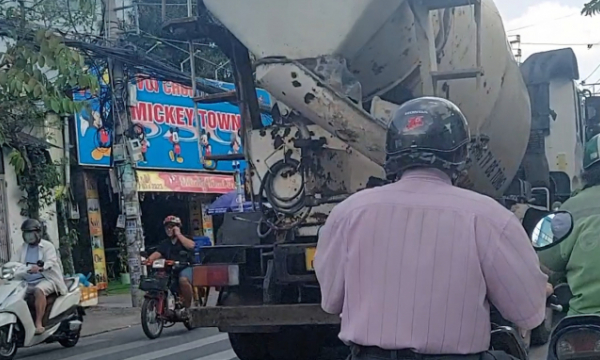 Xe trộn bê tông Công ty Hoàng Sở tung hoành vào khung giờ cấm xe tải