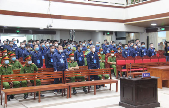 Đại án xăng dầu lậu giai đoạn 2: 'Độc chiêu' gia đình rủ nhau trốn thuế hơn 15 tỉ đồng