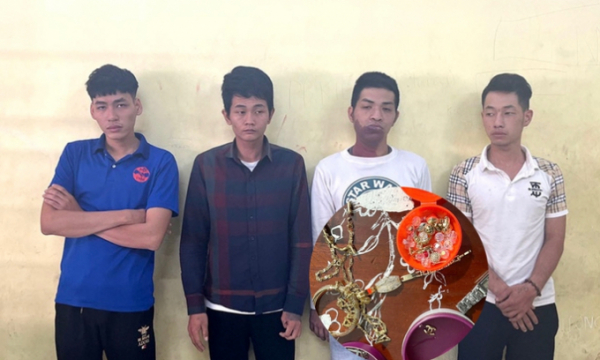Đồng Nai: Dùng khăn che camera, nhóm trộm 'nẫng' đi gần nửa tỉ đồng