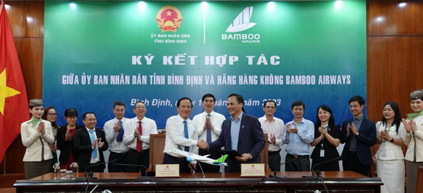 Bình Định và Bamboo Airways hợp tác phát triển du lịch