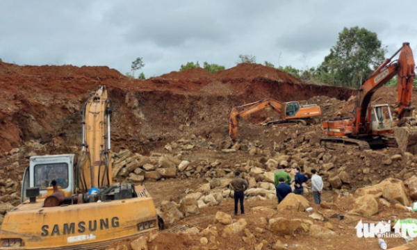 Khai thác đá lậu ở Đắk Nông: xử chỗ này chạy qua chỗ khác 'phá' tiếp
