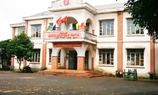 Tạm giữ 1 cán bộ địa chính xã ở Đắk Nông vì nhận hối lộ