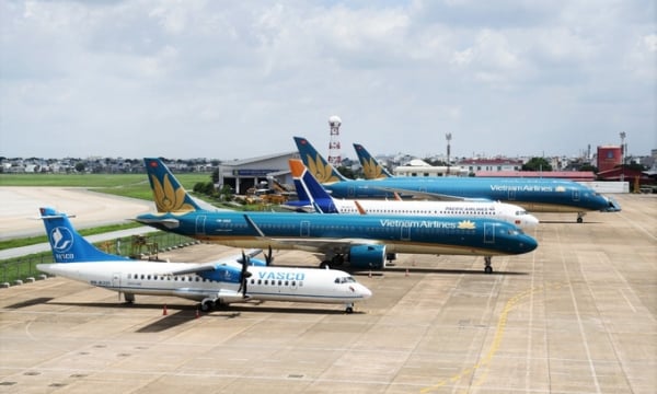 'Nóng'vé máy bay dịp cao điểm hè, Vietnam Airlines tăng 30% chuyến bay nội địa