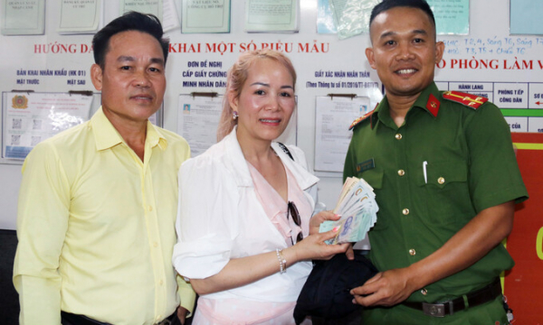 Trả lại gần 200 triệu đồng cho nữ Việt kiều đánh rơi ở Nha Trang