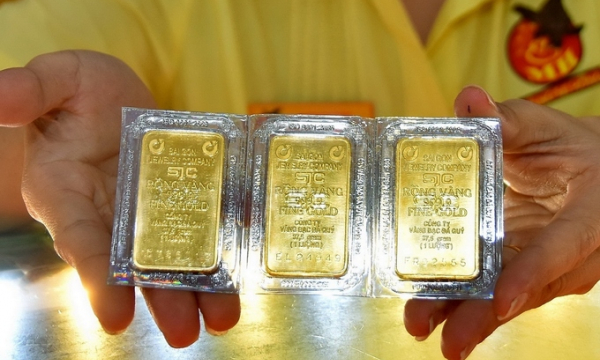 Giá vàng SJC cao hơn giá thế giới 11,32 triệu đồng/lượng