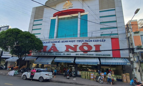 Tiệm bánh lớn nhất tỉnh Đắk Lắk in ngày sản xuất sau... ngày bán!
