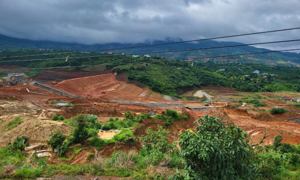Lâm Đồng: Khẩn trương xử lý sụt lún đất gần dự án hồ chứa nước Đông Thanh