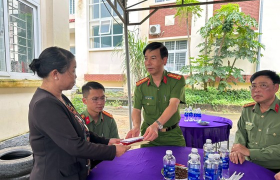Vụ sạt lở đèo Bảo Lộc: Đề nghị truy tặng Huân chương dũng cảm cho thanh niên giúp CSGT