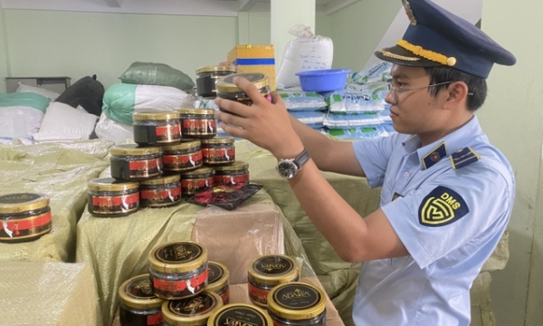 Phú Yên: Phát hiện hơn 4 tấn thuốc shisha nhập lậu đang trên đường tiêu thụ