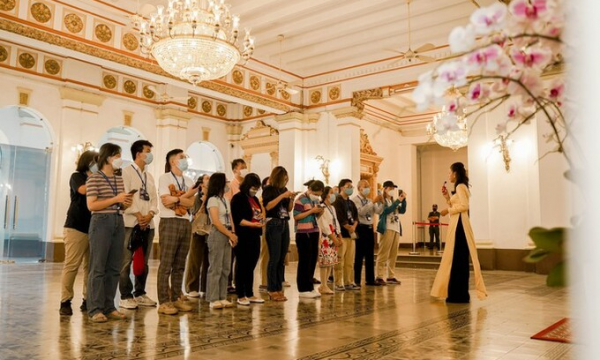 Mở cửa đón khách tham quan miễn phí trụ sở HĐND - UBND TP HCM dịp lễ 2-9