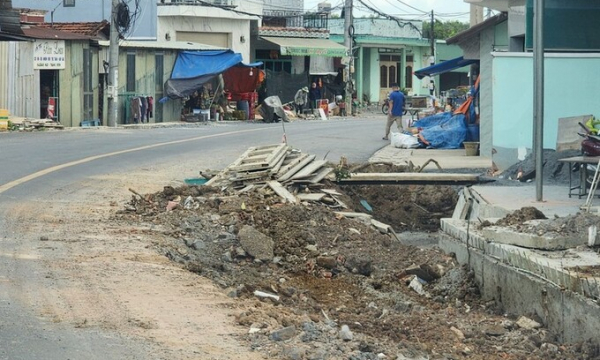 Đồng Nai: Dự án nâng cấp đường Hương lộ 7, thi công gần 3 năm vẫn chưa xong?