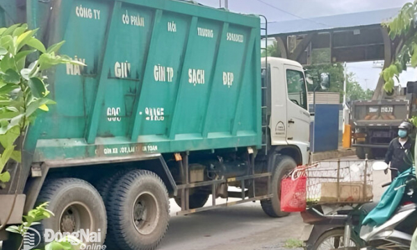 Chấn chỉnh hoạt động của xe chở rác trên toàn tỉnh