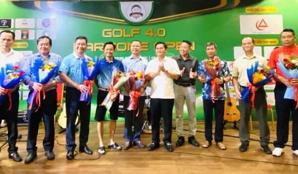 Giải Golf 4.0 Harmonie Open: Trao tặng 200 phần quà cho trẻ em khó khăn tại Bình Dương