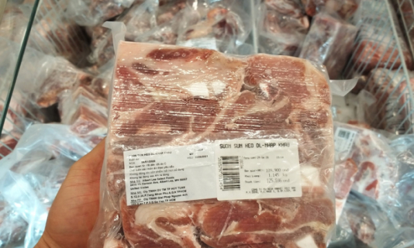 Thịt lợn nhập loạn giá, người tiêu dùng chủ yếu 'mua ăn cho biết'