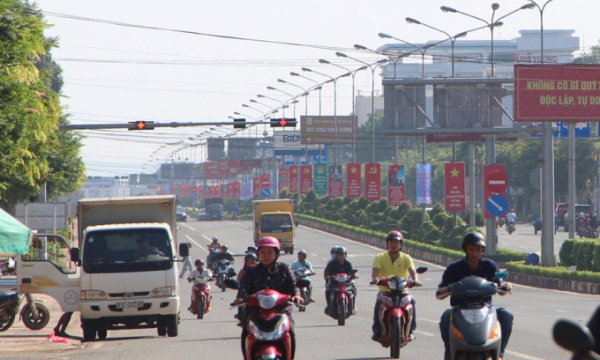 Một tuần 28 xe biển xanh ở Bình Phước dính 'phạt nguội' vì vượt đèn đỏ