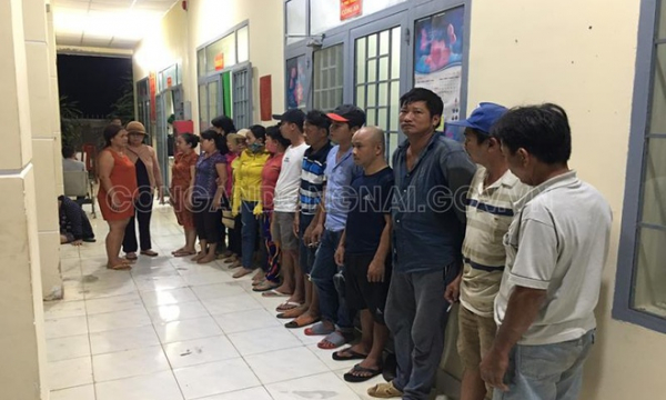 Cảnh sát vây bắt sới bạc ở Đồng Nai