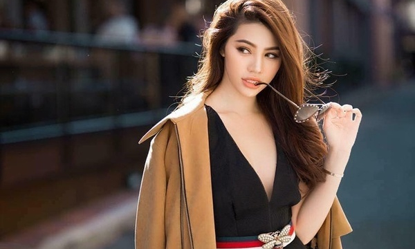 Hoa hậu Jolie Nguyễn: Cuộc sống 'sang chảnh', sở hữu khối đồ hiệu đắt tiền
