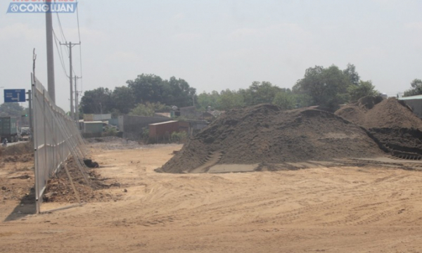 Phước Tân (Biên Hòa-Đồng Nai): Nhiều bãi cát “khổng lồ” hoạt động trái phép, chính quyền địa phương “làm ngơ”?