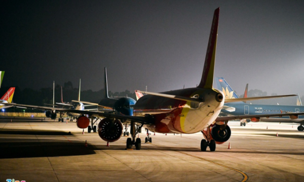 Tăng chuyến bay đêm tại Tân Sơn Nhất cao điểm Tết 2021