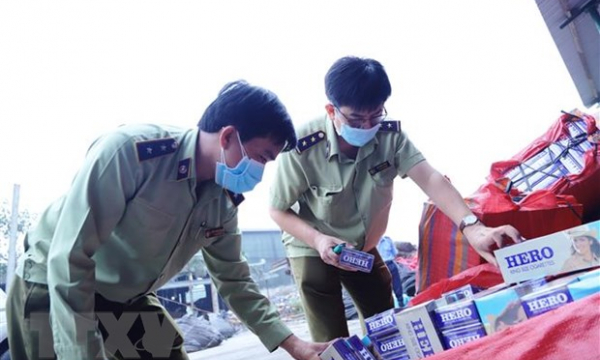 Tây Ninh tiêu hủy gần 950.000 bao thuốc lá ngoại nhập lậu