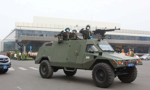 Triển khai lực lượng vũ trang bảo vệ sân bay Tân Sơn Nhất